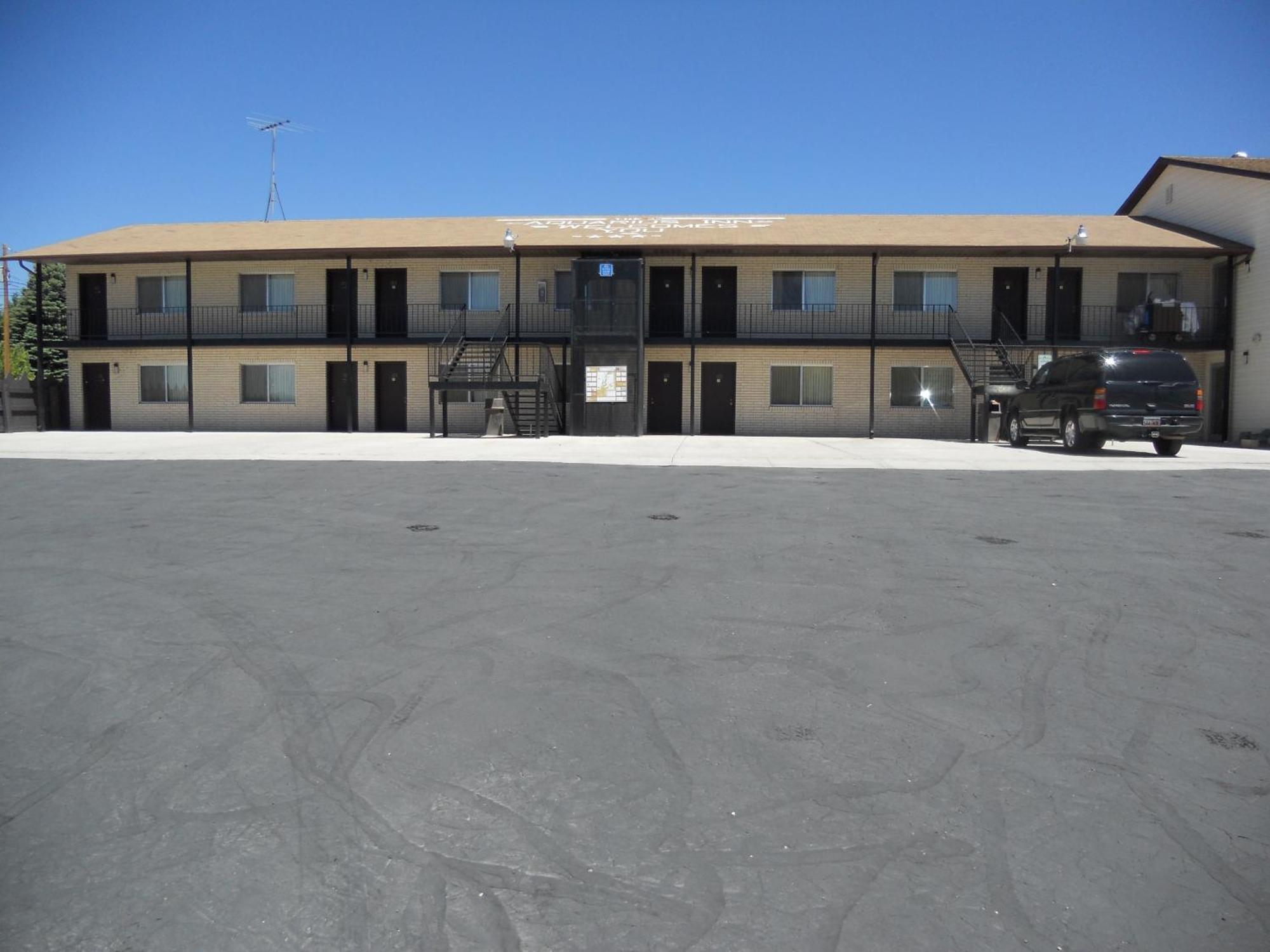 Bicknell Aquarius Inn מראה חיצוני תמונה
