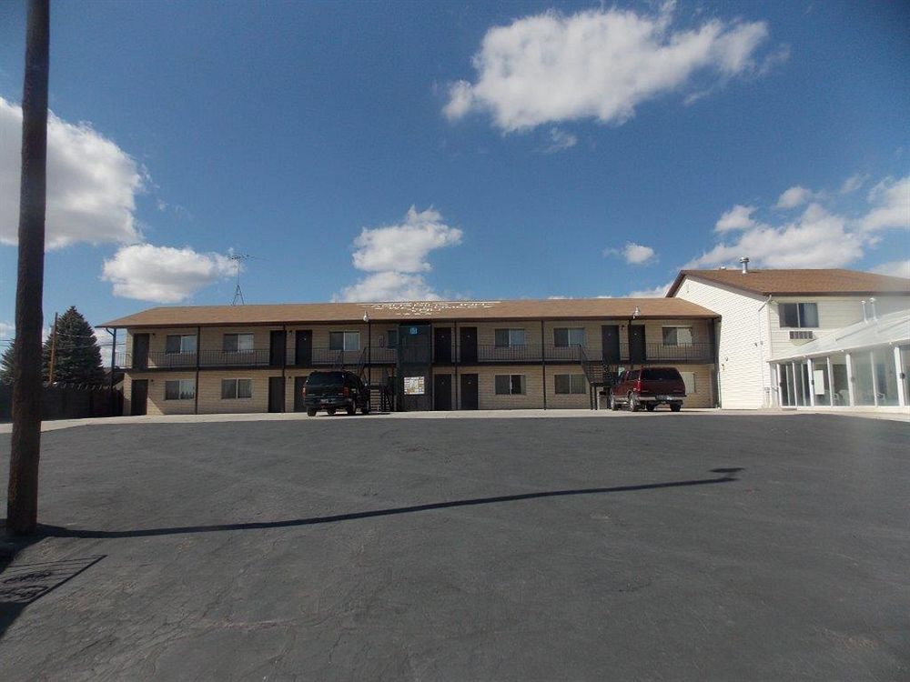 Bicknell Aquarius Inn מראה חיצוני תמונה